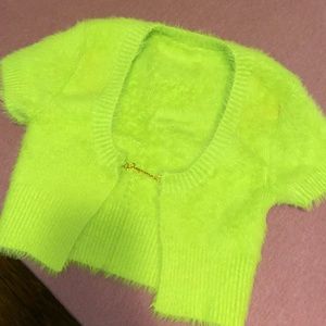 JACQUEMUS LOGO CHARM CROP TOP